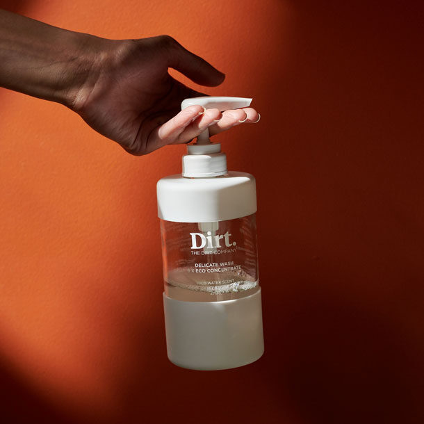 DelicateBottle 610x610 V01 DelicateBottle 610x610 V01